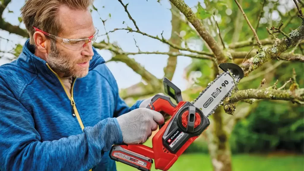 How To Use Electric Pruning Saw